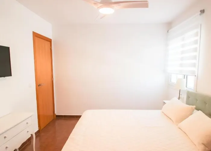 Holiday home Acogedor Adosado Con Piscina Solo Familias Y Parejas Conil De La Frontera