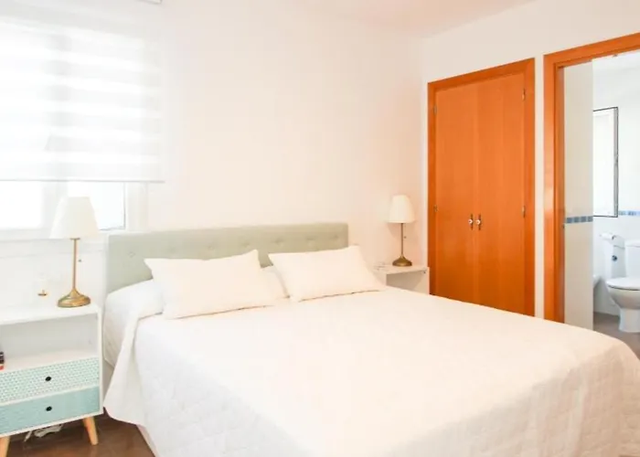 Acogedor Adosado Con Piscina Solo Familias Y Parejas *